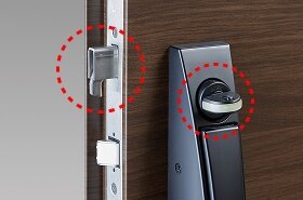 鎌付デッドボルト・防犯サムターン