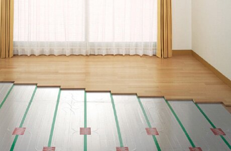 ガス温水床暖房