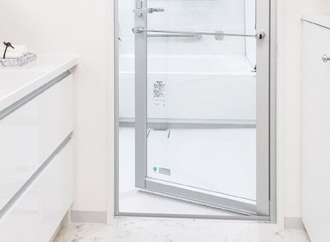 キレイドア〈強化ガラス・透明〉