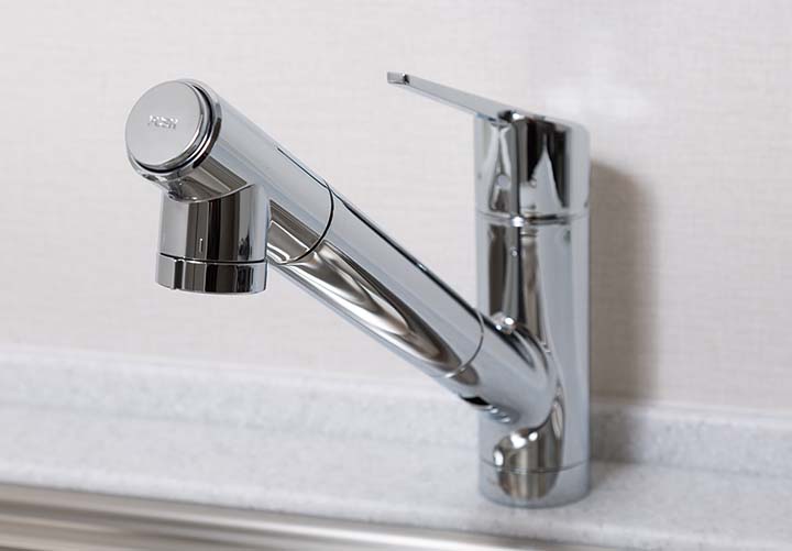 浄水器一体型ハンドシャワー水栓