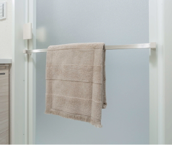 ドア外タオル掛