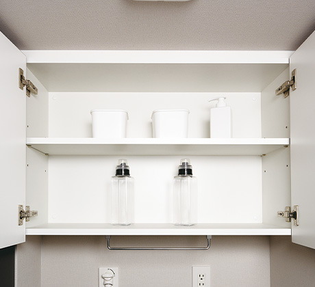 防水パン上部吊戸棚