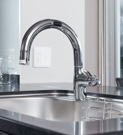 浄水器内蔵グースネック型
タッチレス水栓