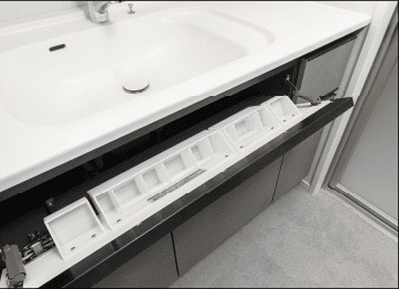 フロントポケット