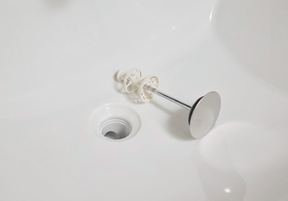 フランジレス排水口