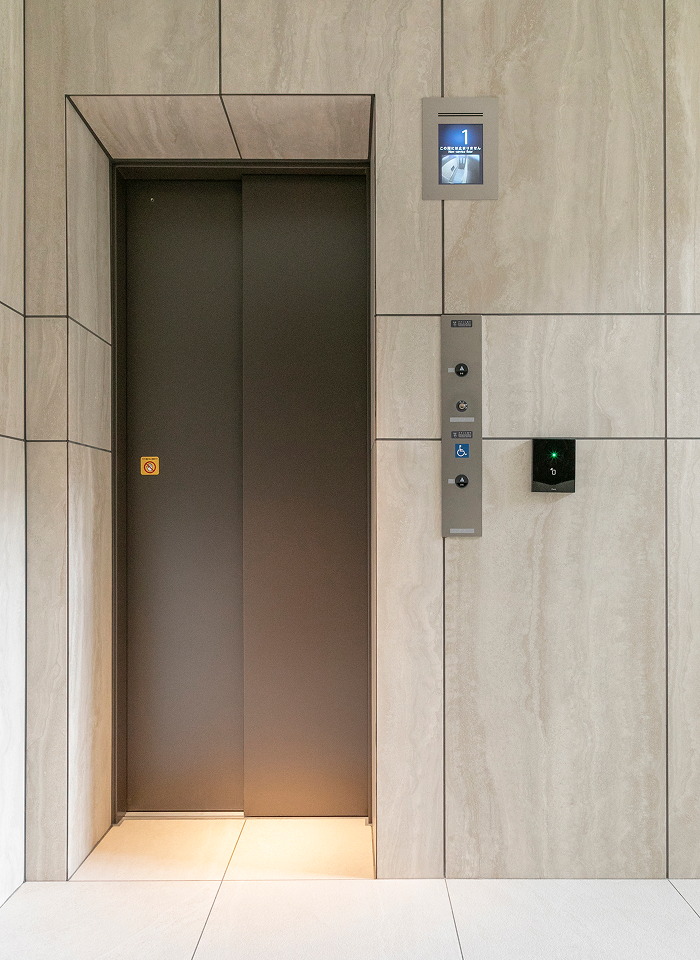 操作性の高いボタンを設計した
エレベーター