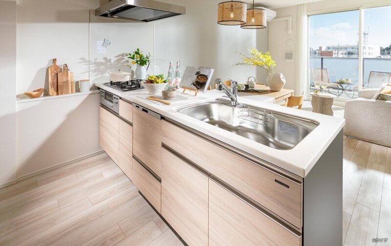 長谷工コーポレーションとタカラスタンダードが共同開発した
新発想の「フレタスキッチン」