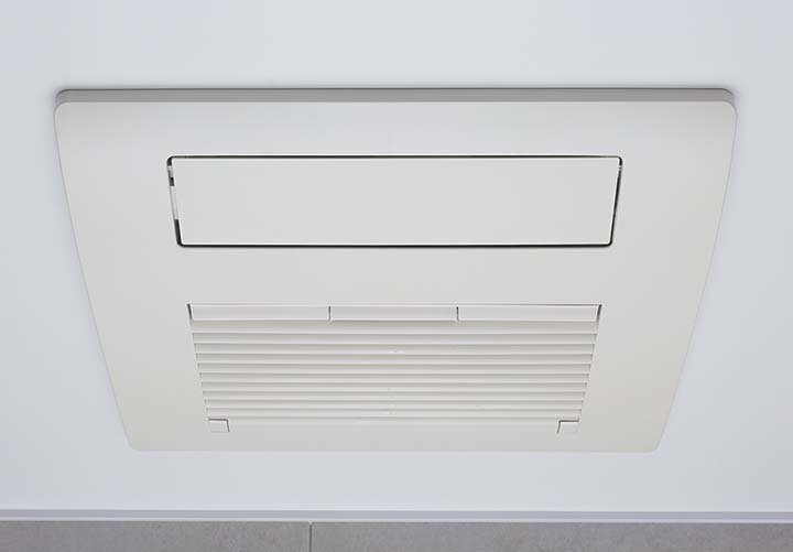 24時間換気機能付き浴室暖房乾燥機