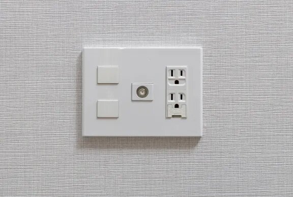 マルチメディアコンセント