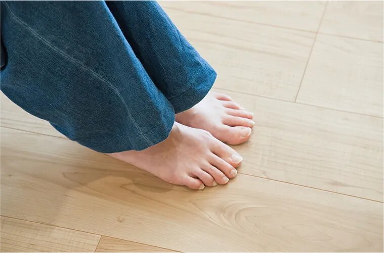 【標準装備】リビングに加え、キッチン・主寝室にも床暖房
