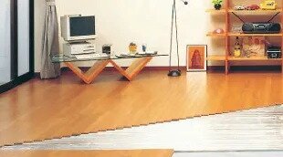ガス温水式床暖房