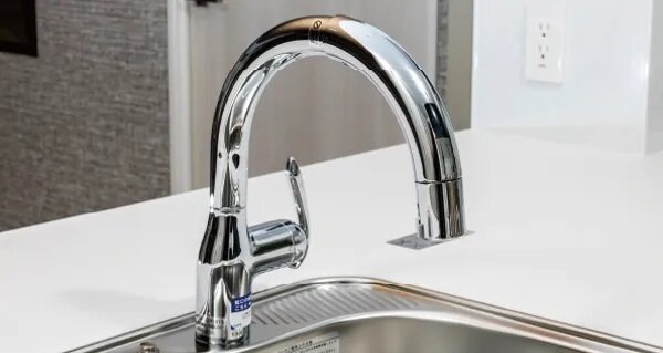 浄水機能付きハンドシャワー水栓