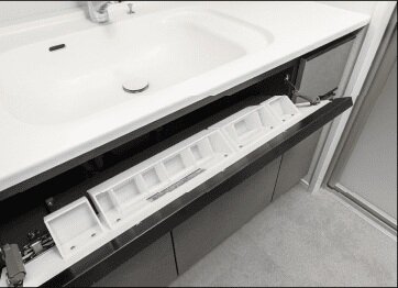 フロントポケット