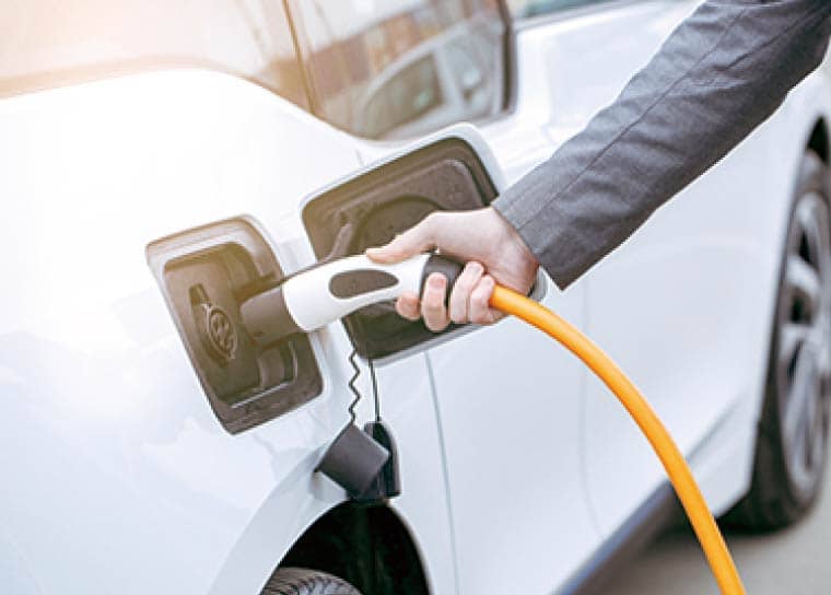 EV車充電設備付き区画をご用意（2区画）