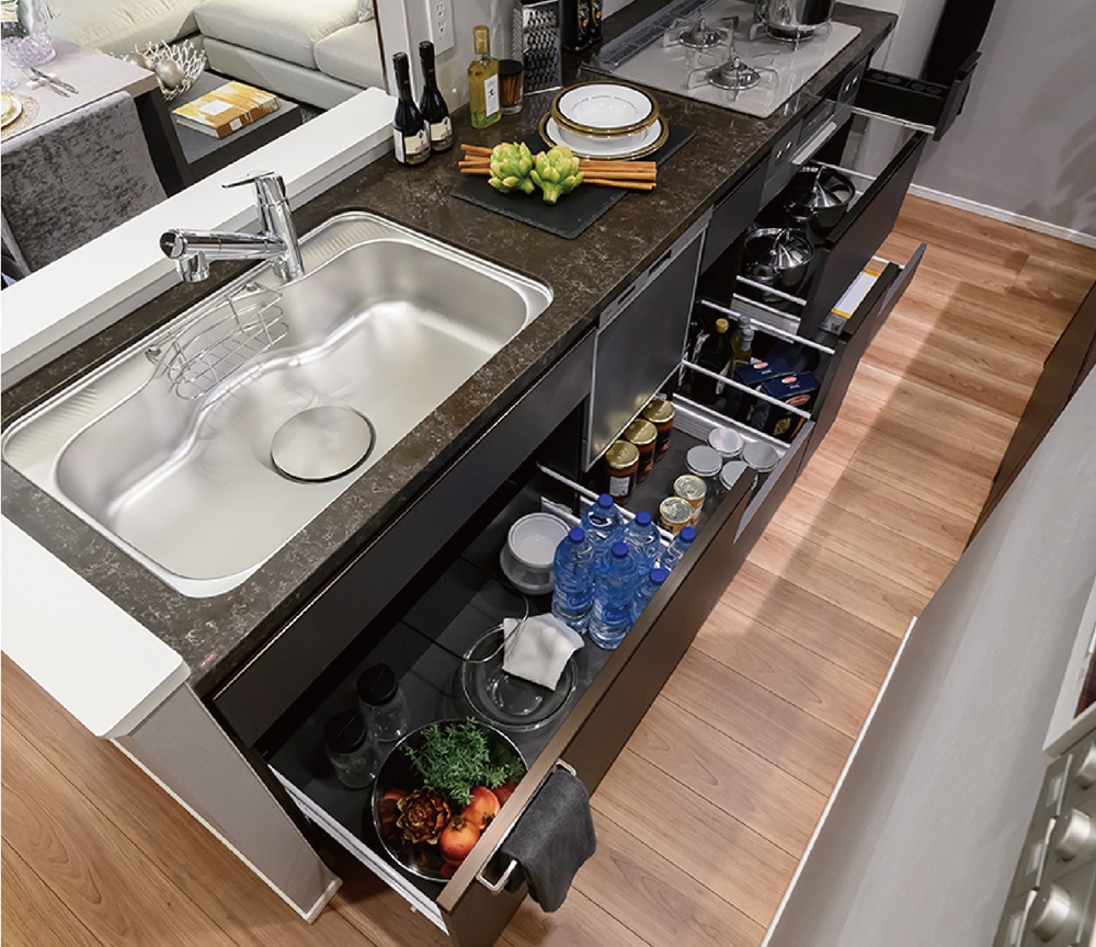 ソフトクローズ機能付スライド式収納