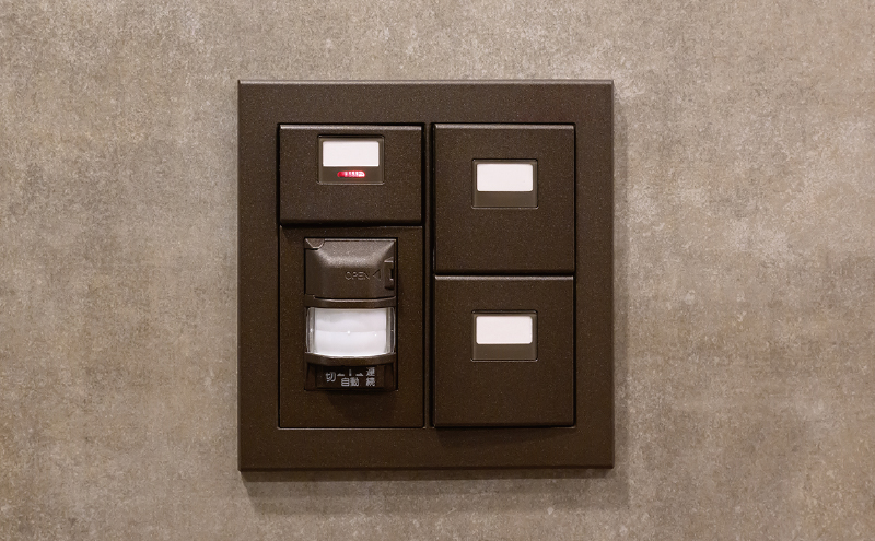 人感センサー付照明スイッチ