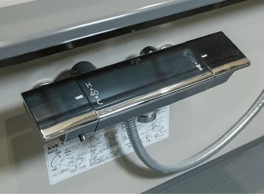 ストレート型カラン