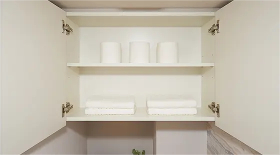 トイレ吊戸棚