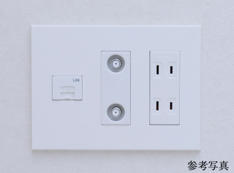 マルチメディアコンセント