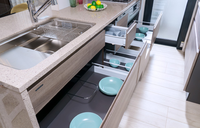 ブルモーション付スライド収納