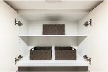 トイレ上部吊戸棚