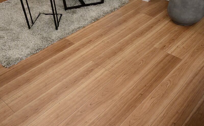 ワックスフリーのフローリング