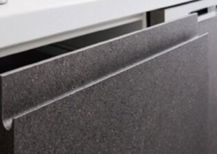 メラミン化粧板扉