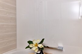 浴室内パネル