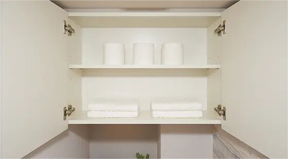 トイレ吊戸棚