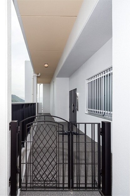 戸建て感覚のプライベートポーチをプラン。
＜A・F・Gタイプ＞