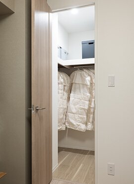 ウォークインクロゼット
※A・B・Gタイプに採用。