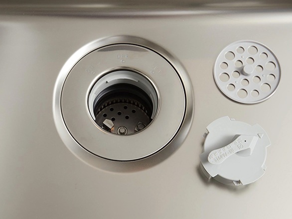 ディスポーザー