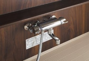 サーモスタット付混合水栓&浴室カウンター