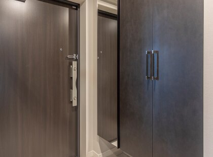 シューズボックス（ミラー付）