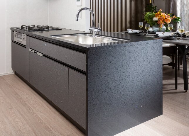 フィオレストーンキッチン側板