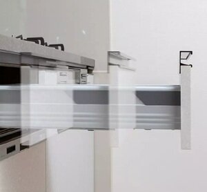 ソフトクローズ機能付
キャビネット