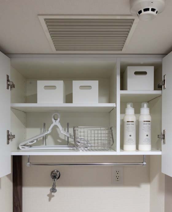 洗濯機上部吊戸棚