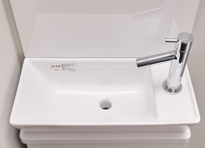 手洗いキャビネット