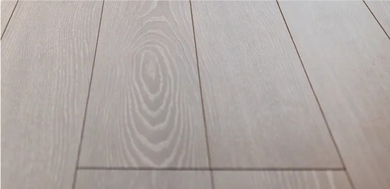 フローリング