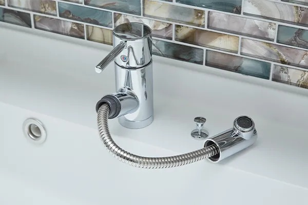 シングルレバー混合水栓