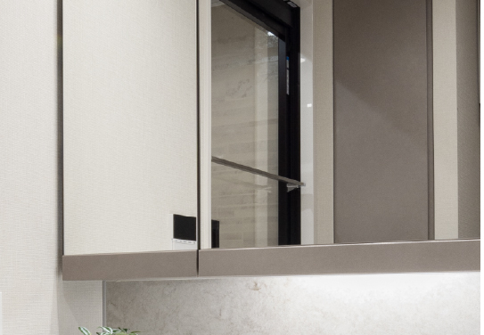 上下框付三面鏡