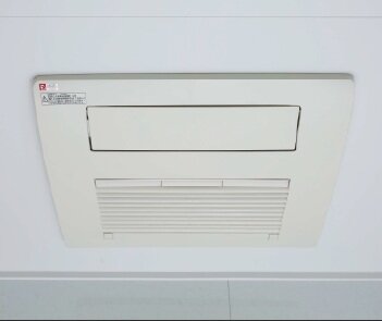 浴室暖房乾燥機