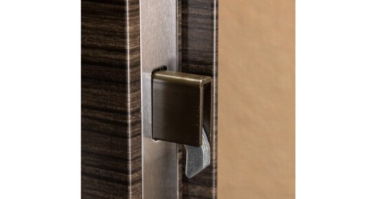 鎌デットボルト錠