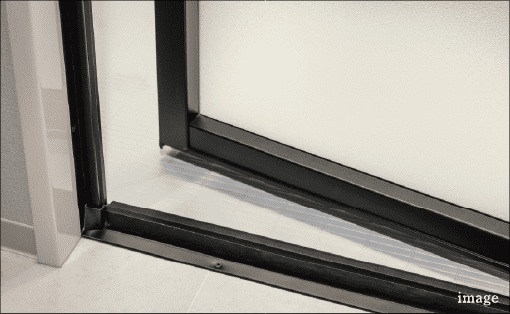 リフレイムドア