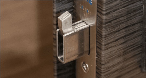 鎌式デッドボルト