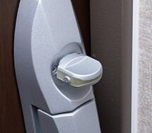 スイッチ式
防犯サムターン