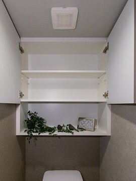 トイレ吊戸棚