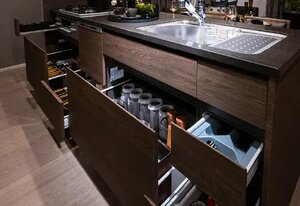 スライドキャビネット（ソフトクローズ機能付）