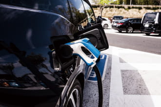 平置駐車場（EV充電器設置）