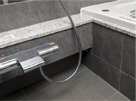 壁・床タイル貼り